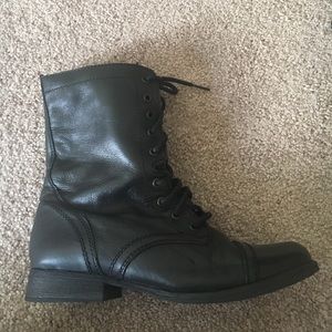 Steve Madden Troopas