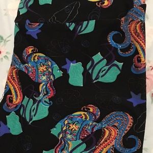 Lularoe Beta Fish OS