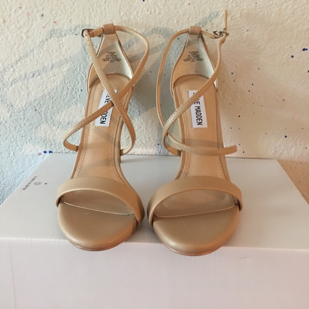 Steve Madden Nude Strappy Heels size 6.5
