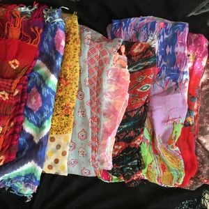 9 beautiful Scarves!!