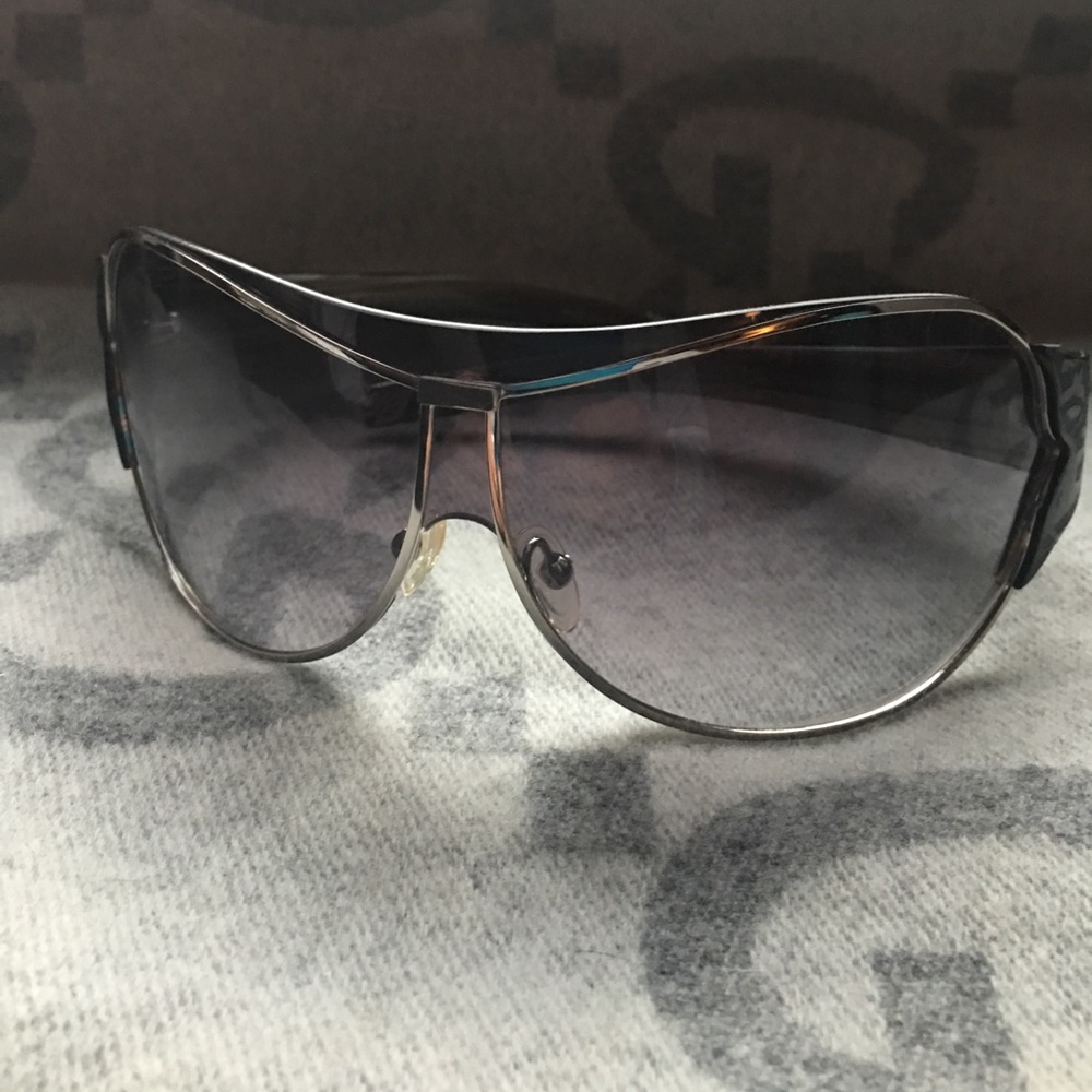 Rock and Republic Razor Edge Sunglasses