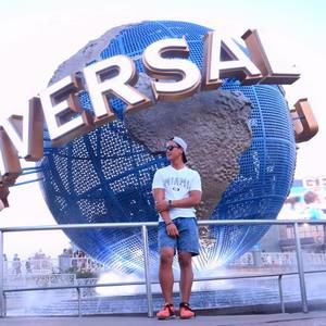 Meet your Posher, Edhy