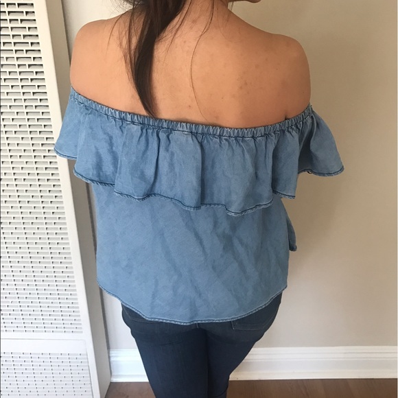 Cute, Jean colored, off the shoulders top! - Picture 3 of 5