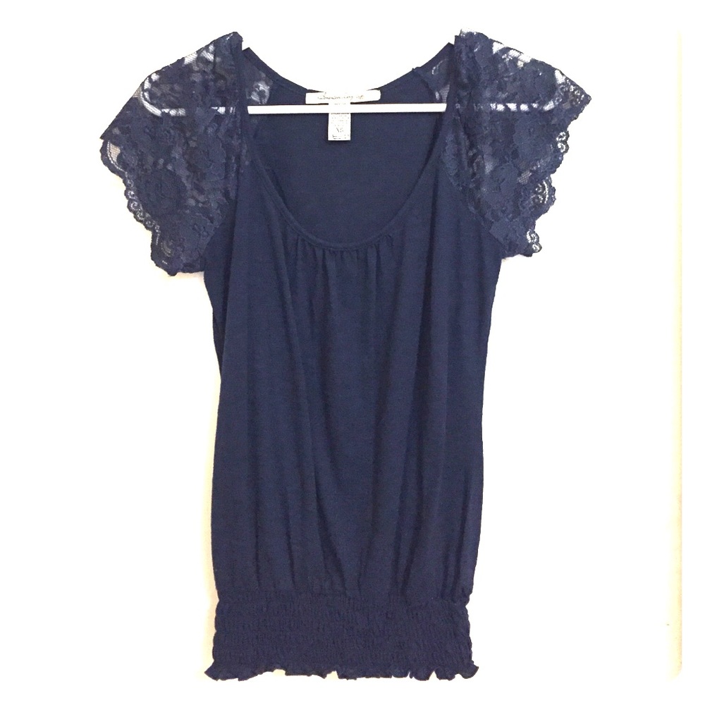 American Rag Lace Sleeve blouse
