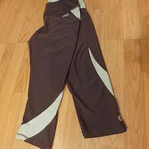 AVIA active capris