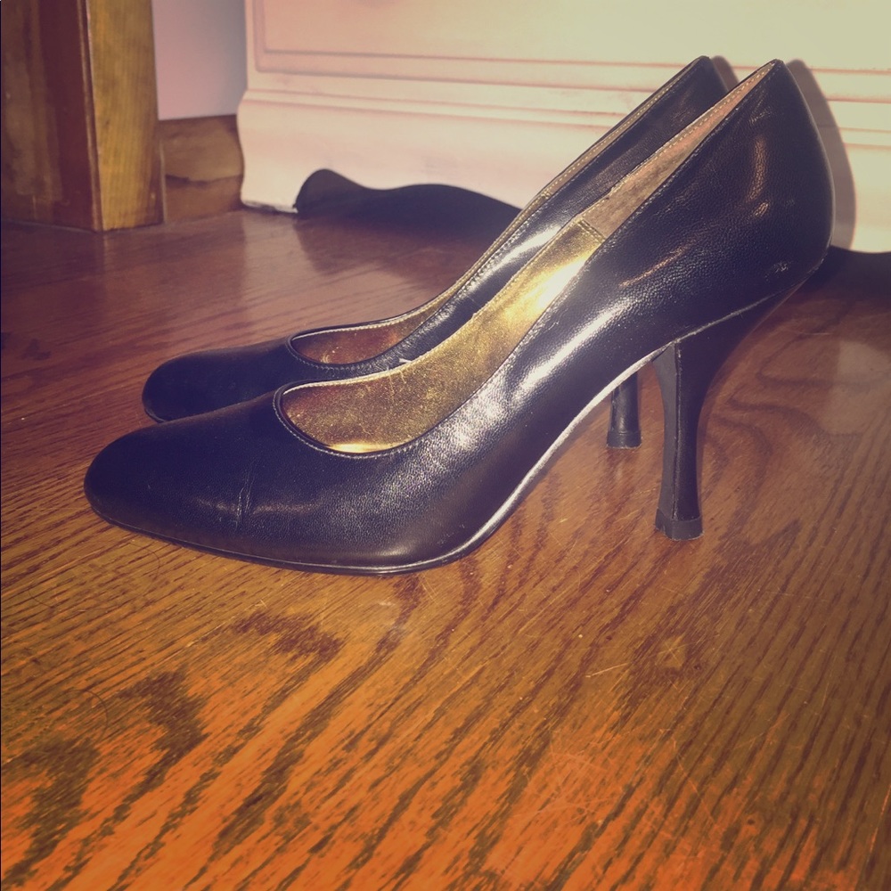 Chinese Laundry Pumps