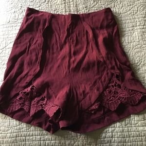 super high waisted maroon flowy shorts