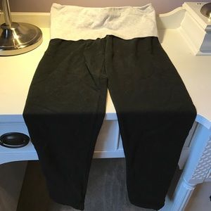 NEVER worn!! PINK Yoga Leggings