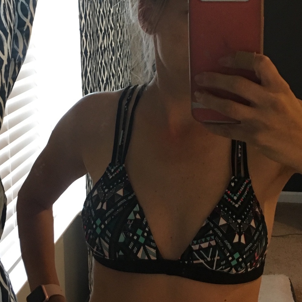 Strappy Victoria's Secret bikini top! Size small!