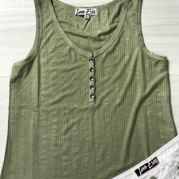 ⬇️Olive Ribbed Tank Top - Picture 4 of 4