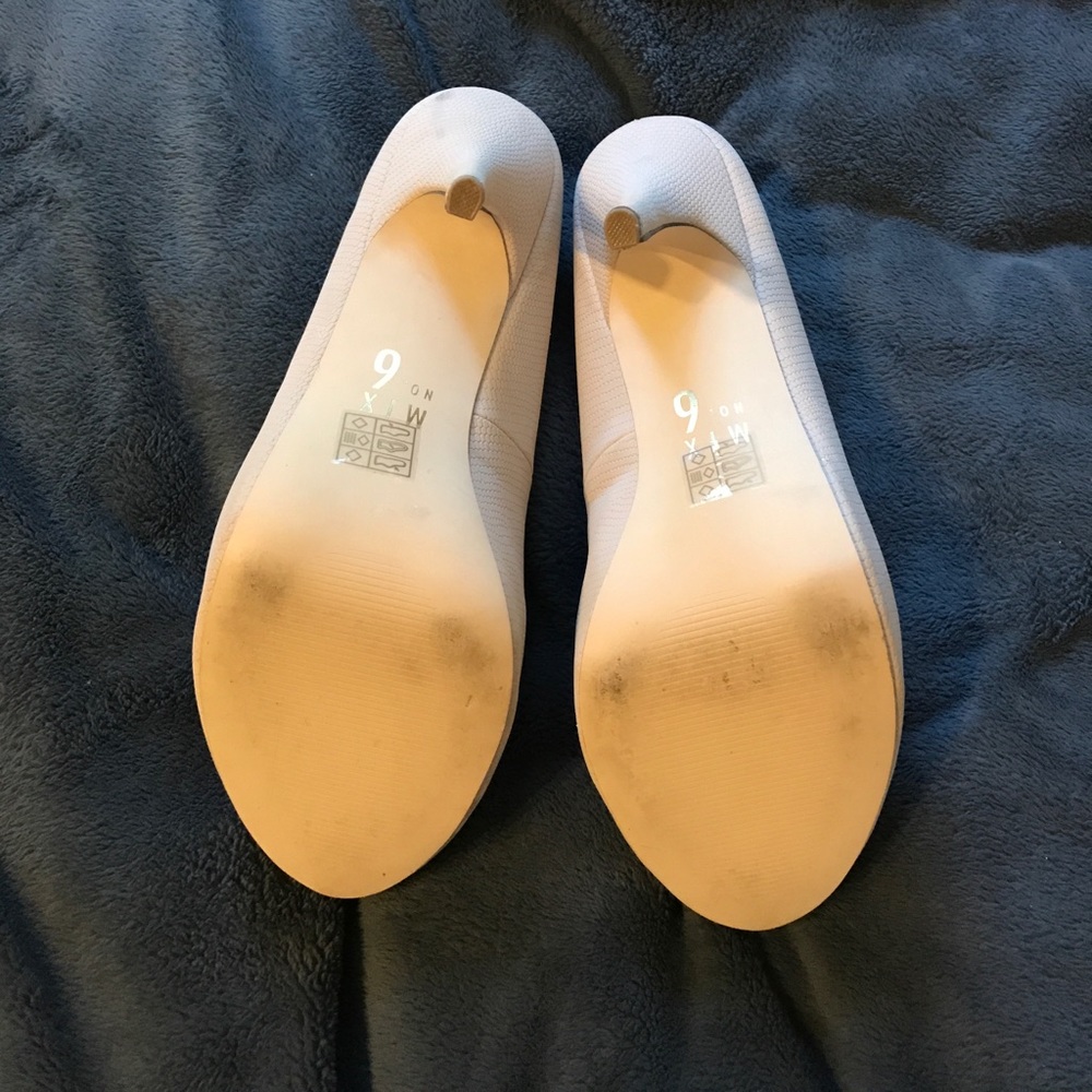 Heels - Picture 4 of 8