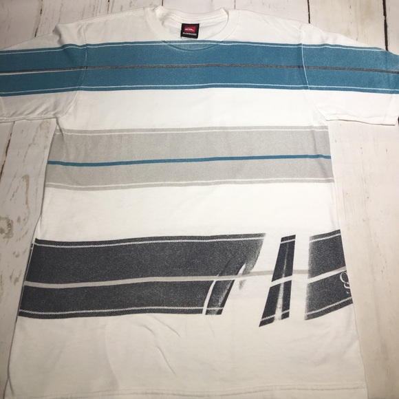 🆕Youth Quiksilver T Shirts - Picture 3 of 7