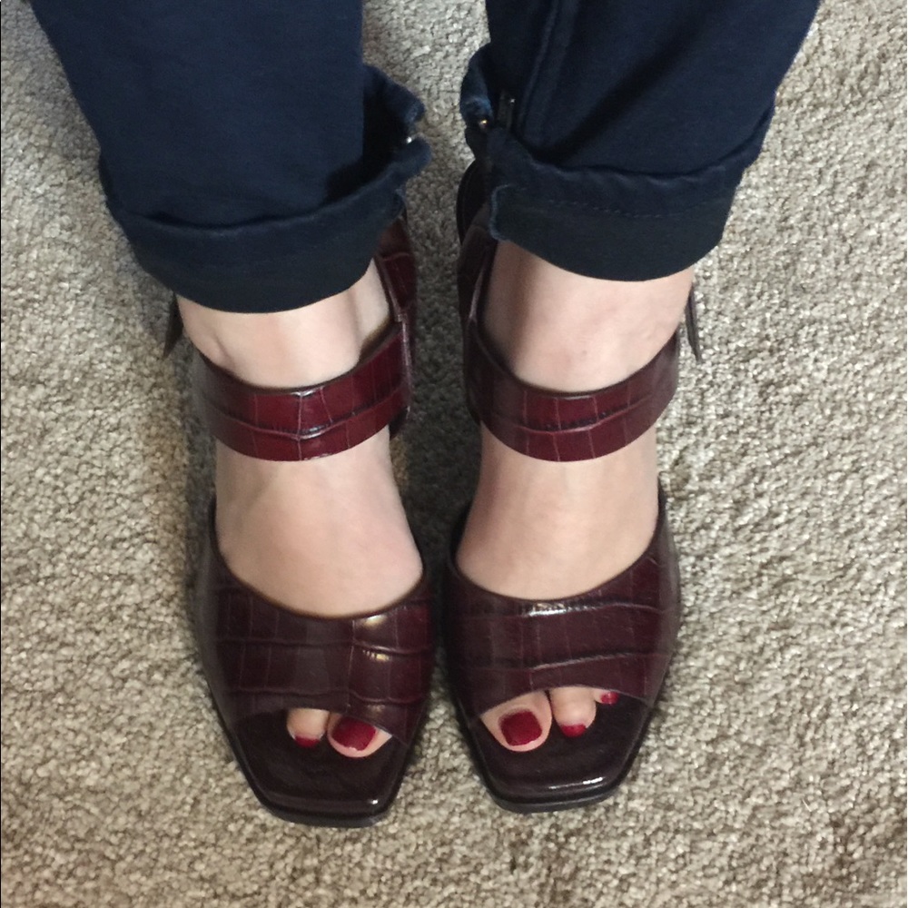 Heel sandals real leather