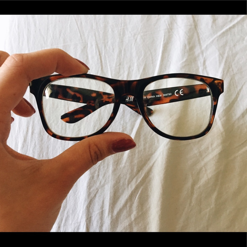 H&M glasses