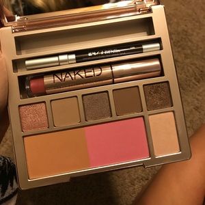 Urban Decay Naked on the Run