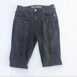 Brandy Melville High-Waisted Denim