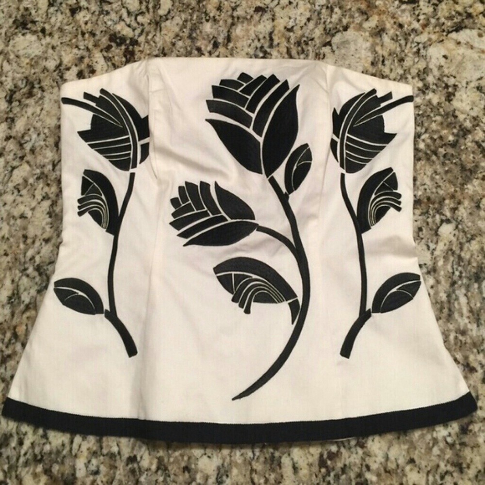 White house & black market embroidered Bustier top