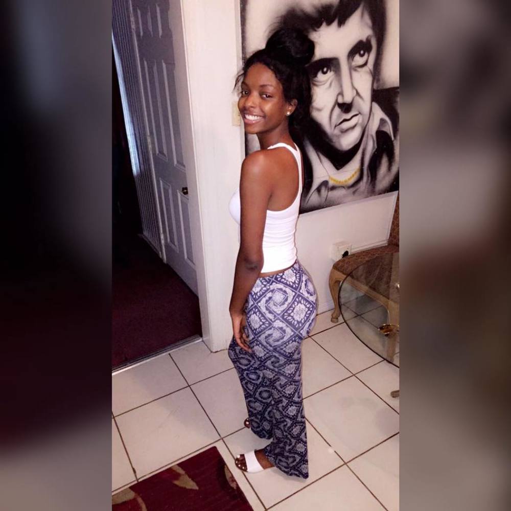 Meet your Posher, Tailor