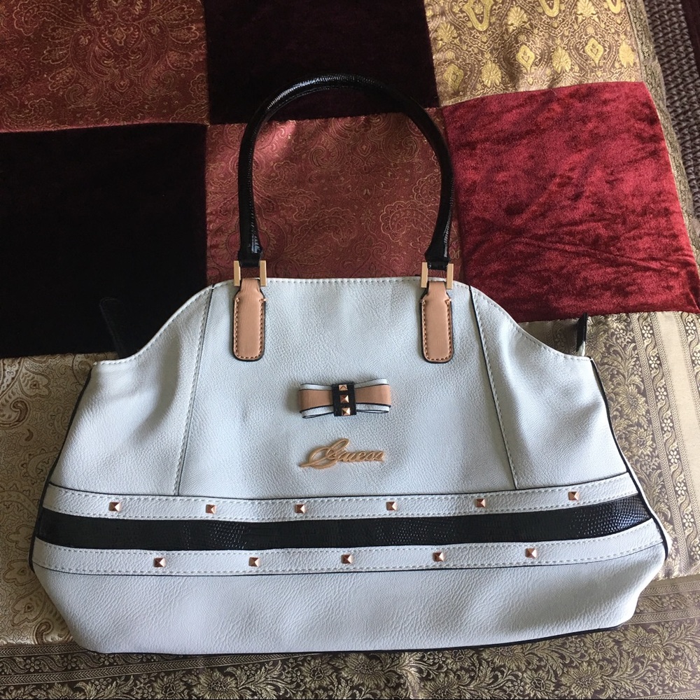 Guess purse