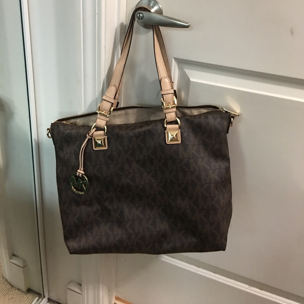 💕Michael Kors dark brown purse💕