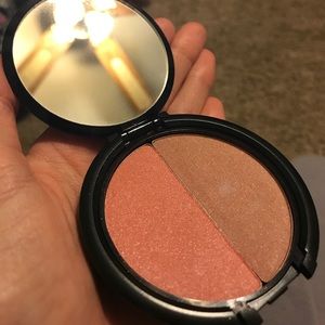 Lorac blush/bronzer duo- brush included