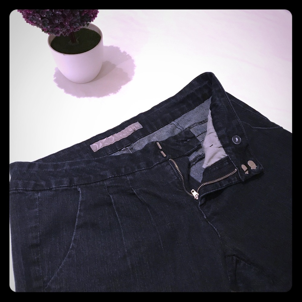 Refuge Jeans