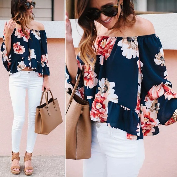 ✨1 SIZE L LEFT✨ Floral Off the Shoulder Blouse - Picture 3 of 6