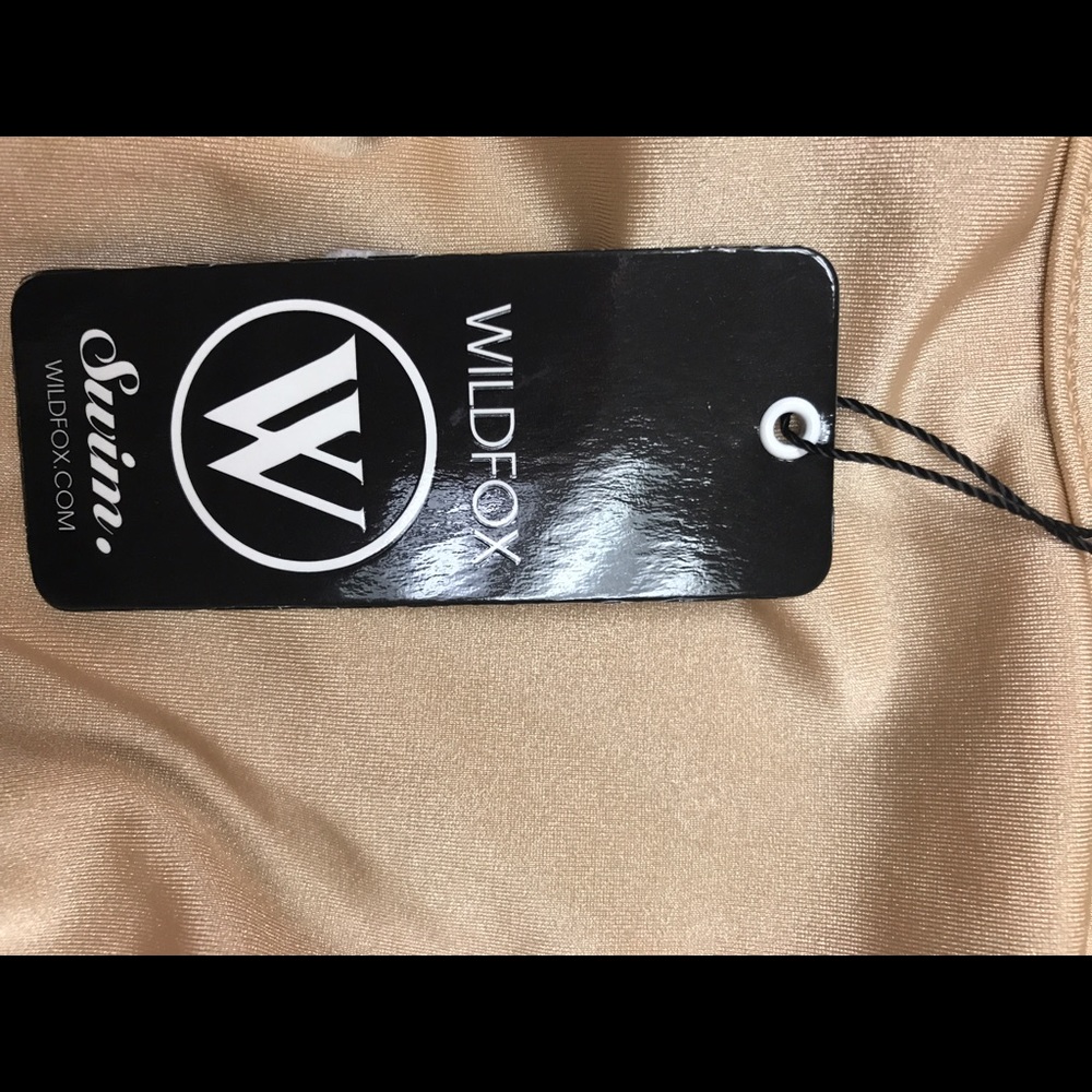 Wildfox - Picture 3 of 4