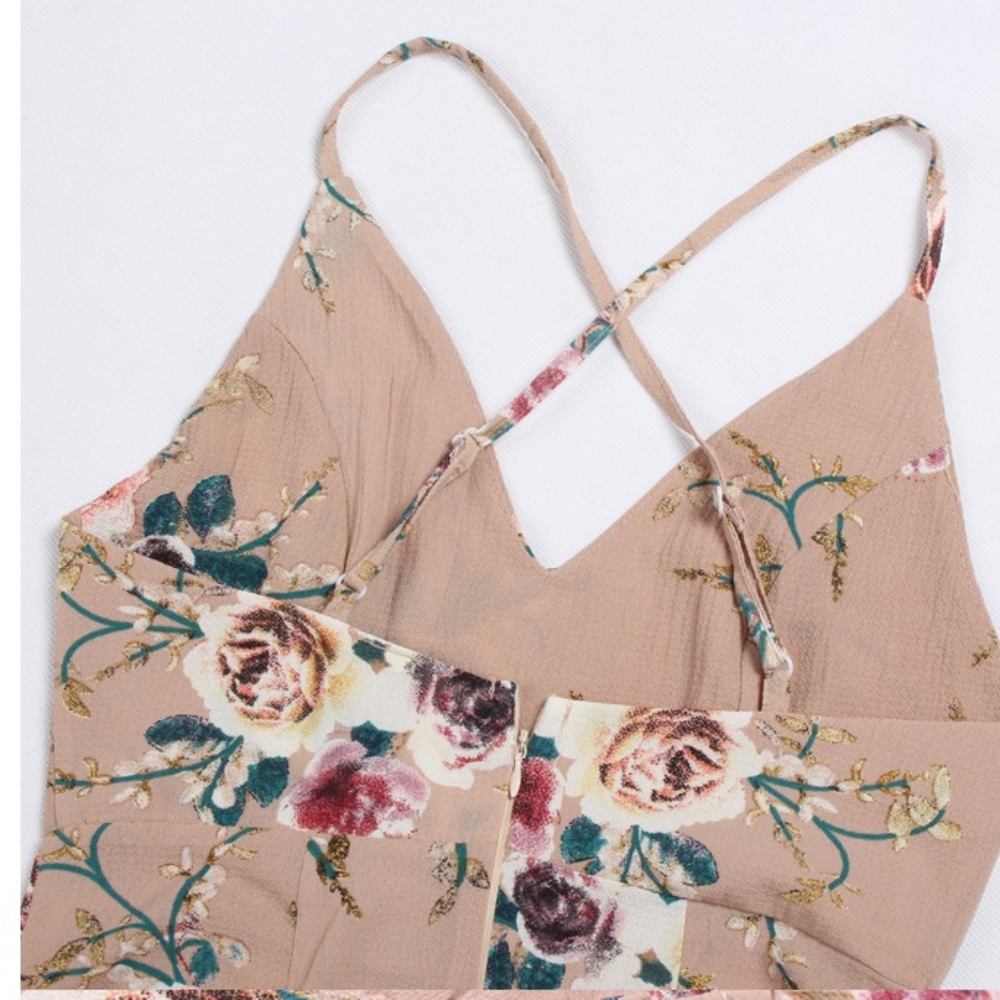 🌷Floral Boho Maxi Dress - Picture 4 of 7