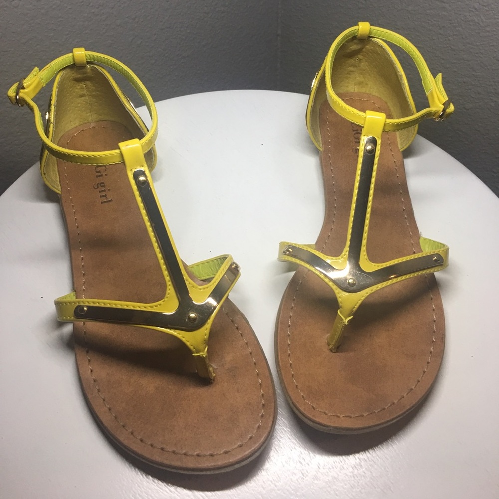 Great summer sandal!