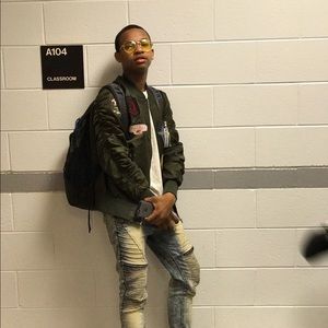 Meet your Posher, Cameron