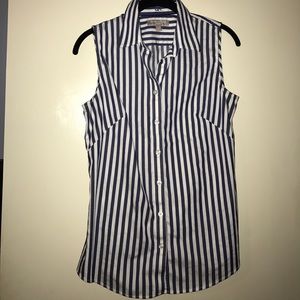 Sleeveless blouse