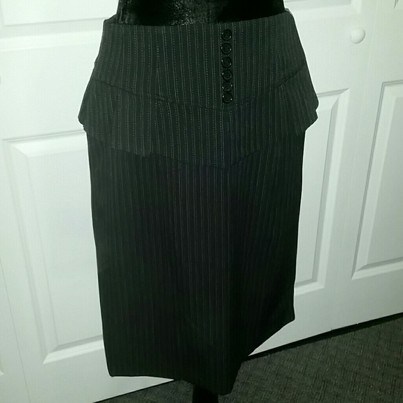 GRACE ELEMENTS Peplum Striped Chic Pencil Skirt - Picture 3 of 7