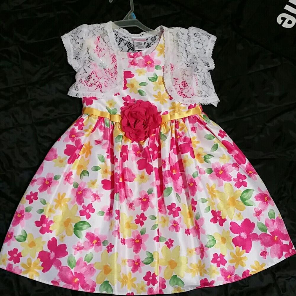 Girls dress