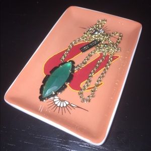 BRAND NEW KENDRA SCOTT NECKLACE