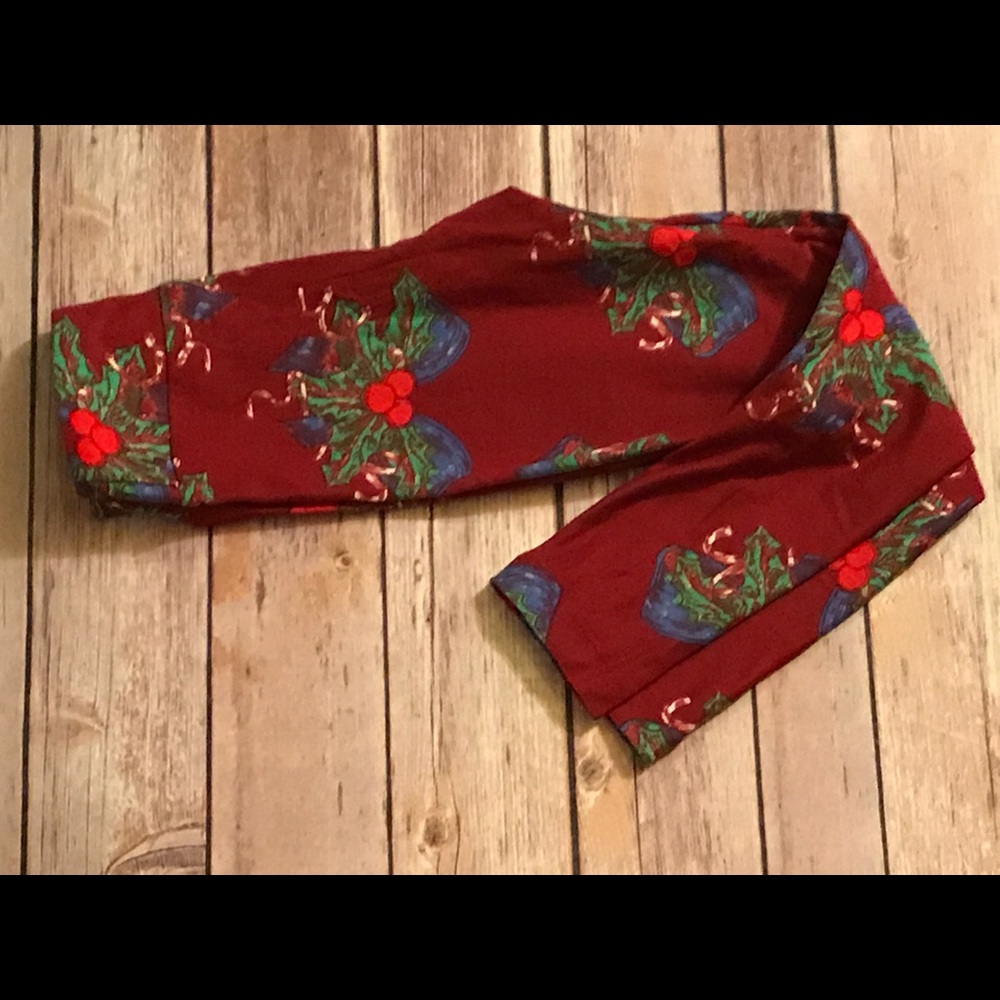 Brand New LuLaRoe Kids Christmas Leggings Size S/M