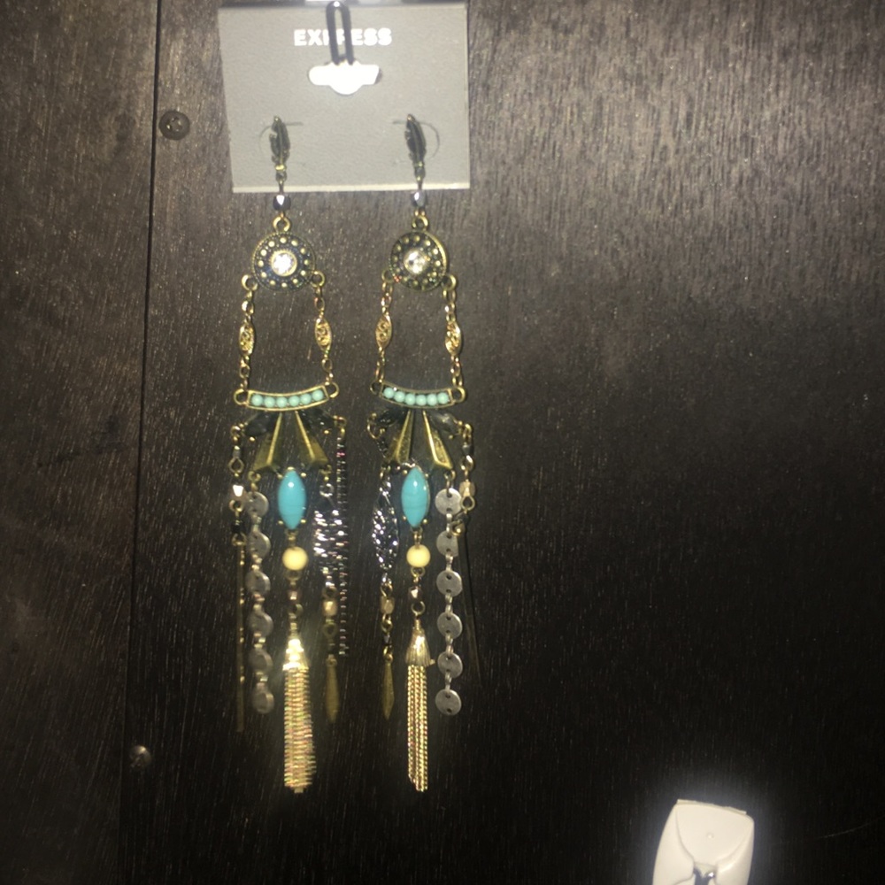 Express dangle chandler earrings