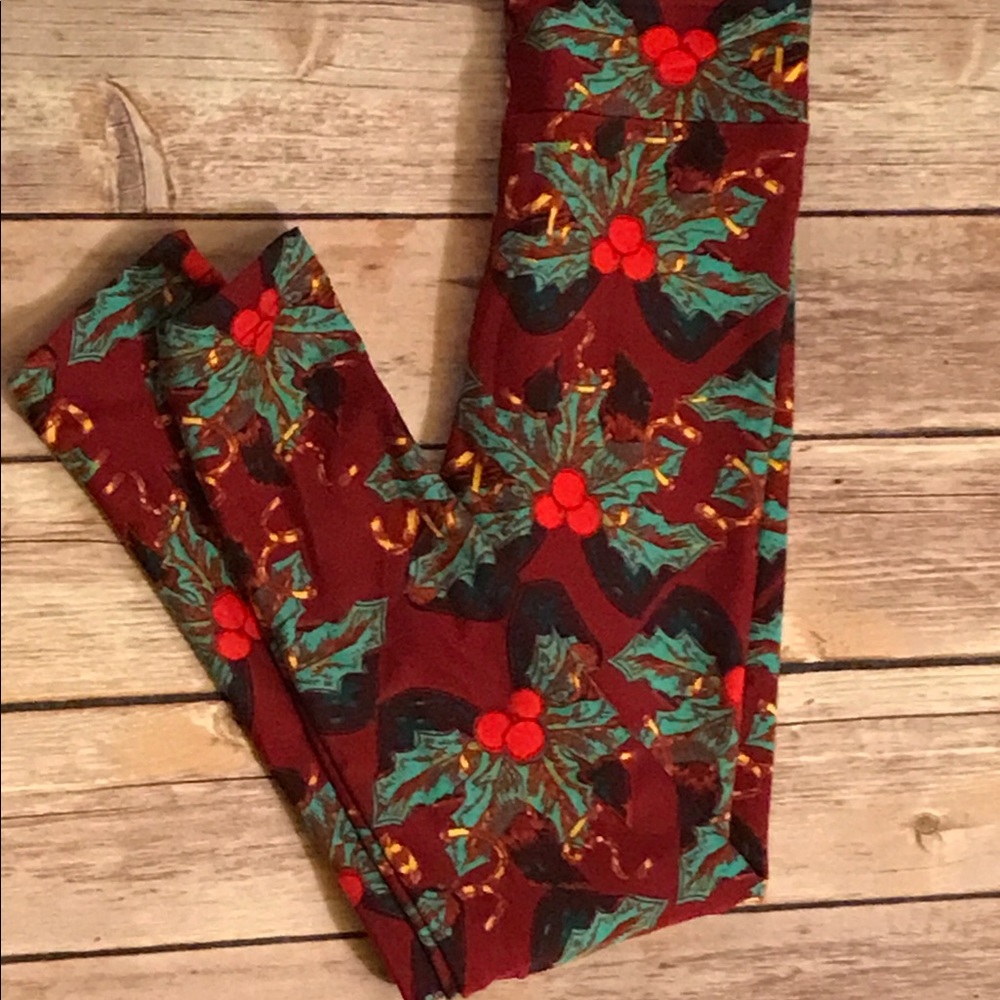 Brand New LuLaRoe Kids Christmas Leggings Size S/M