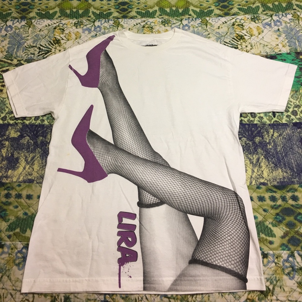 Lira T-Shirt