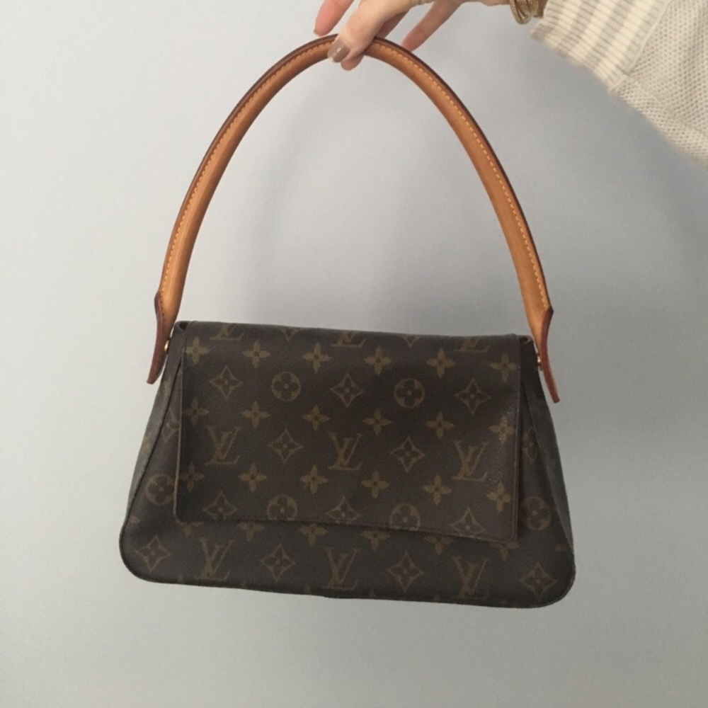 AUTHENTIC Louis Vuitton shoulder bag