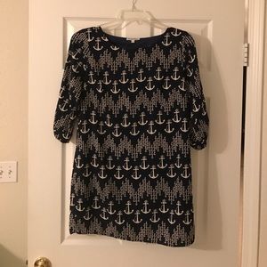 Quarter sleeve length anchor dress