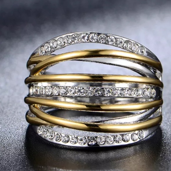 Two Tone Silver & Gold Diamond Ring - Picture 4 of 4