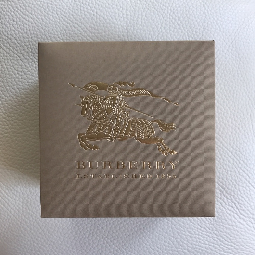 Rose Gold Burberry Watch - Picture 3 of 5