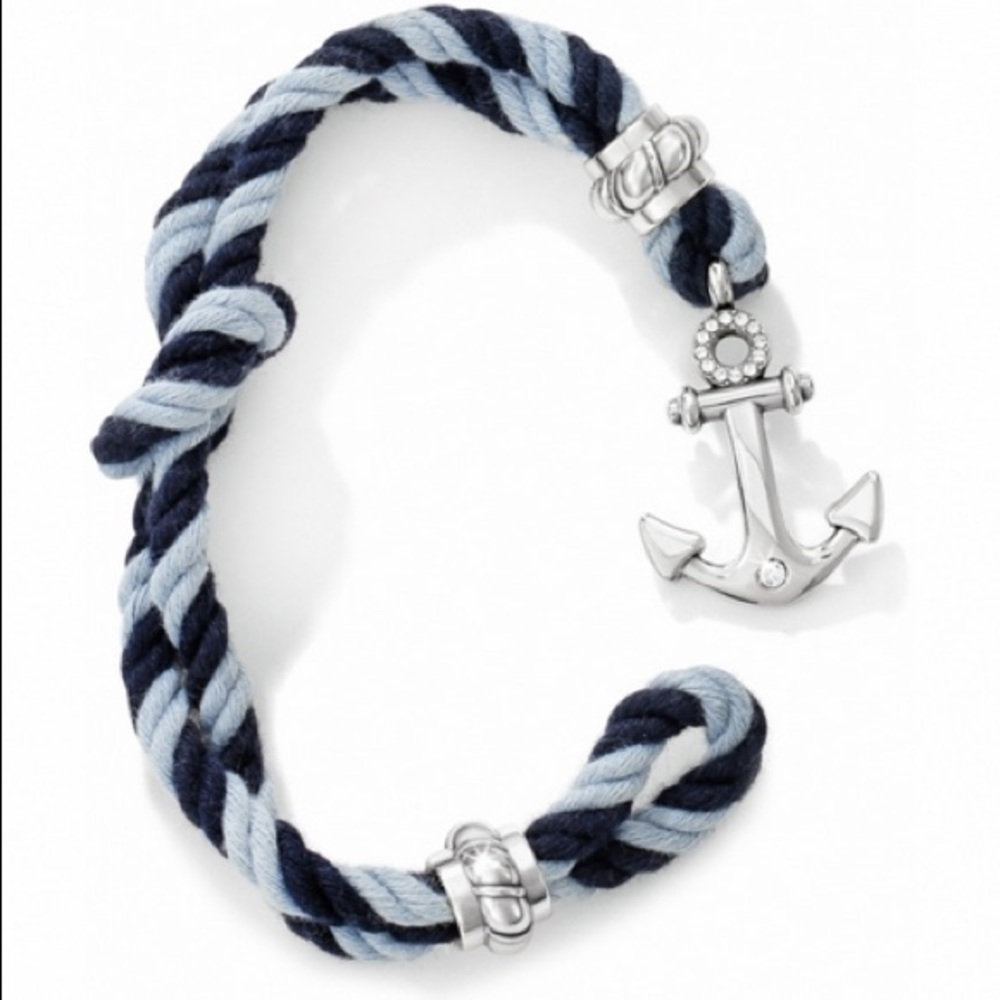 CRYSTAL & SILVER Bracelet and Case