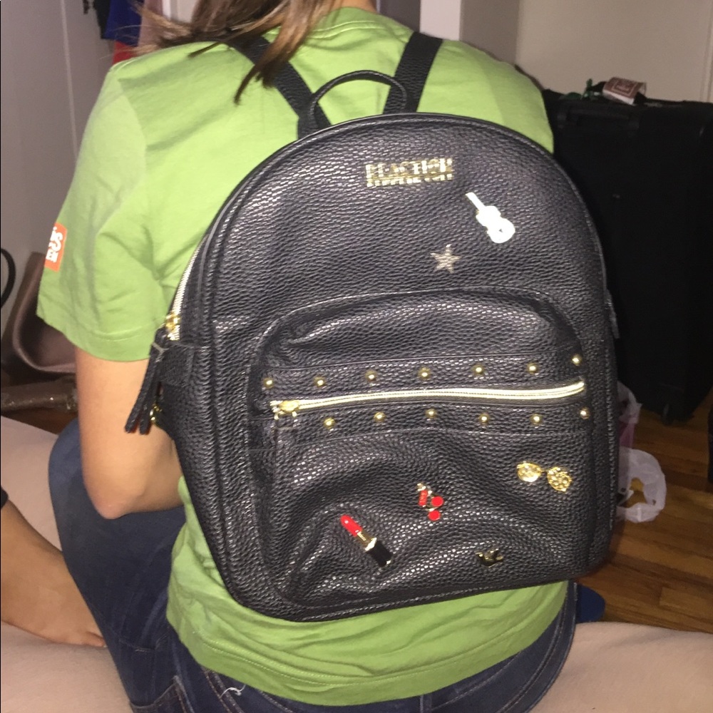 NEW! Kenneth Cole backpack! - Picture 3 of 3