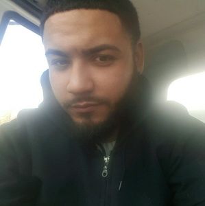 Meet your Posher, Luis