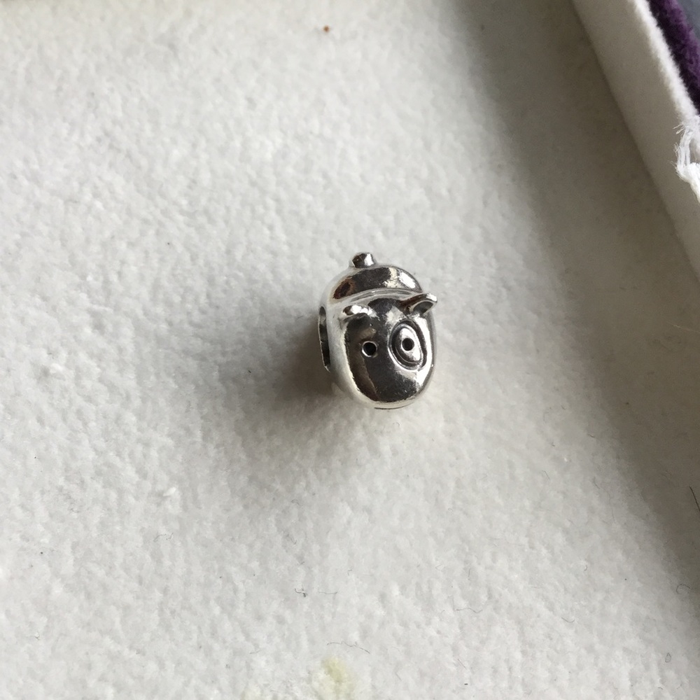 💯 % AUTHENTIC PANDORA BULLSEYE DOG CHARM
