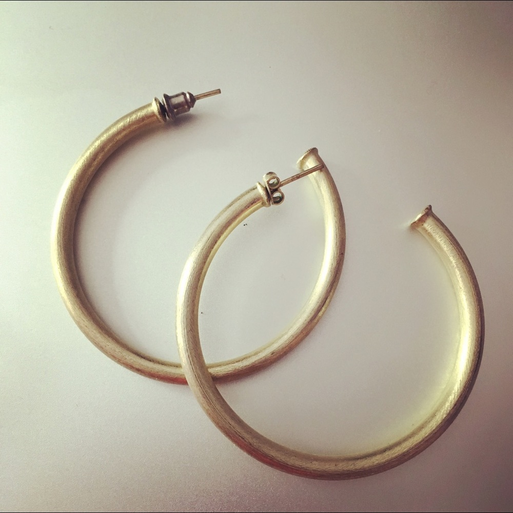Gold Sheila Hoop Earings.