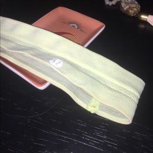 LULULEMON HEADBAND