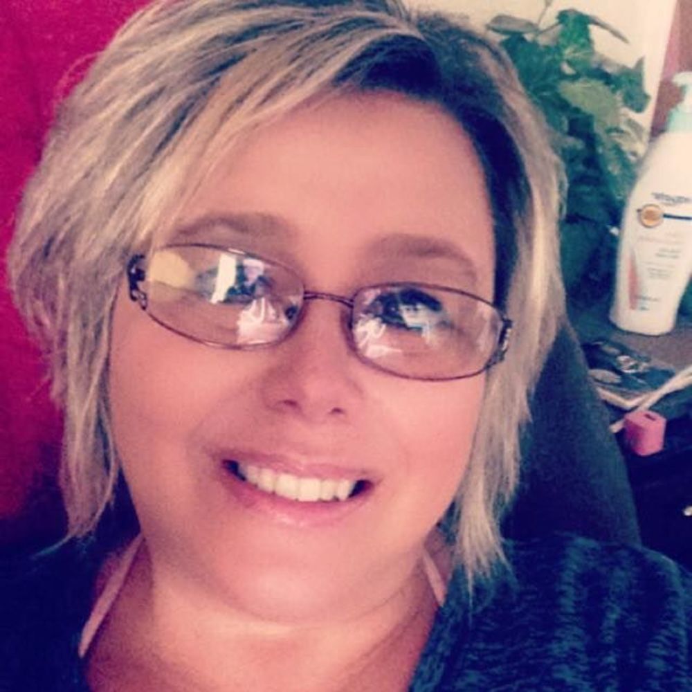 Meet your Posher, Lori